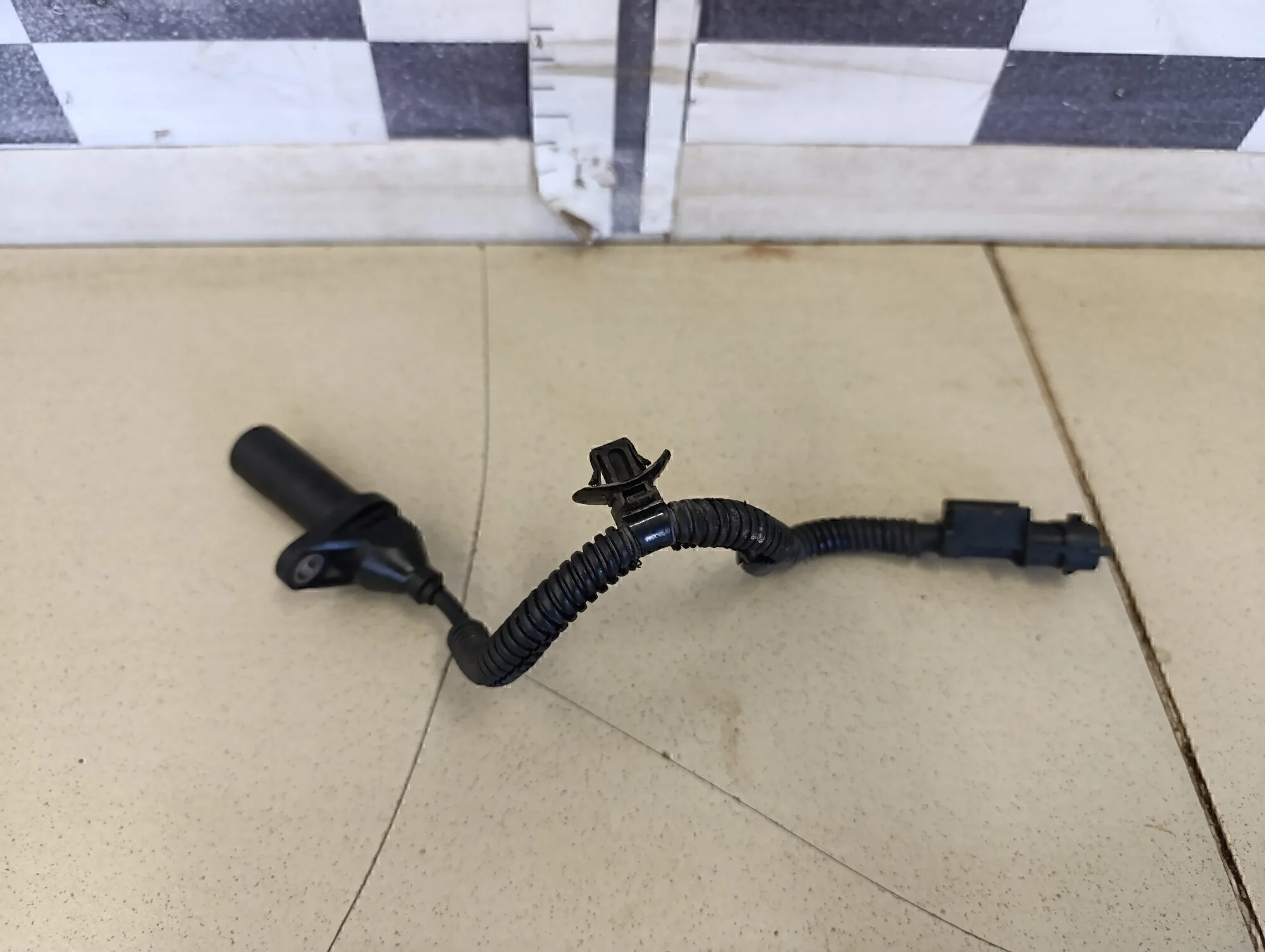 Датчик положения коленвала Solaris 2010-2017