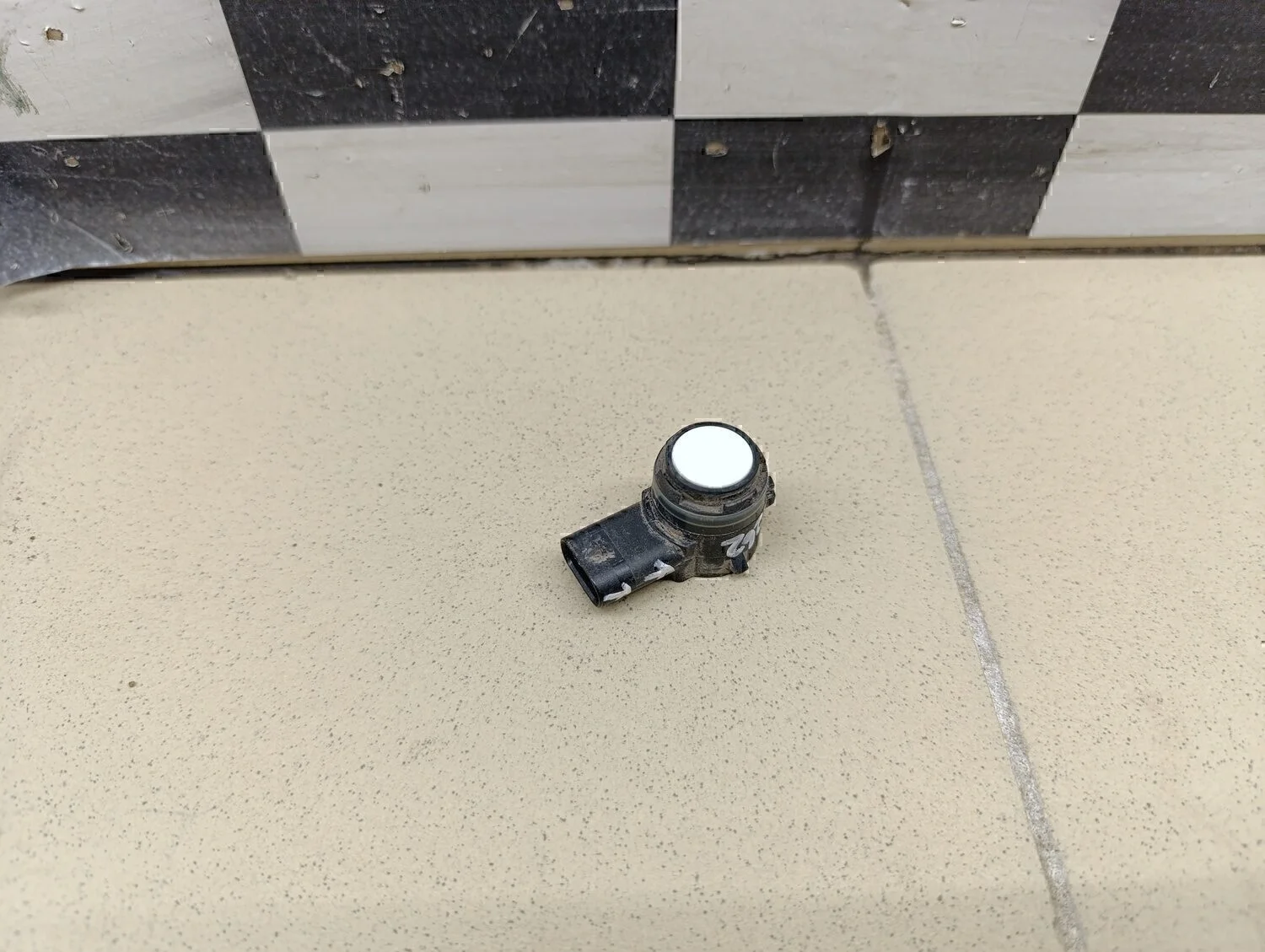 Датчик парковки Octavia (A7) 2013>