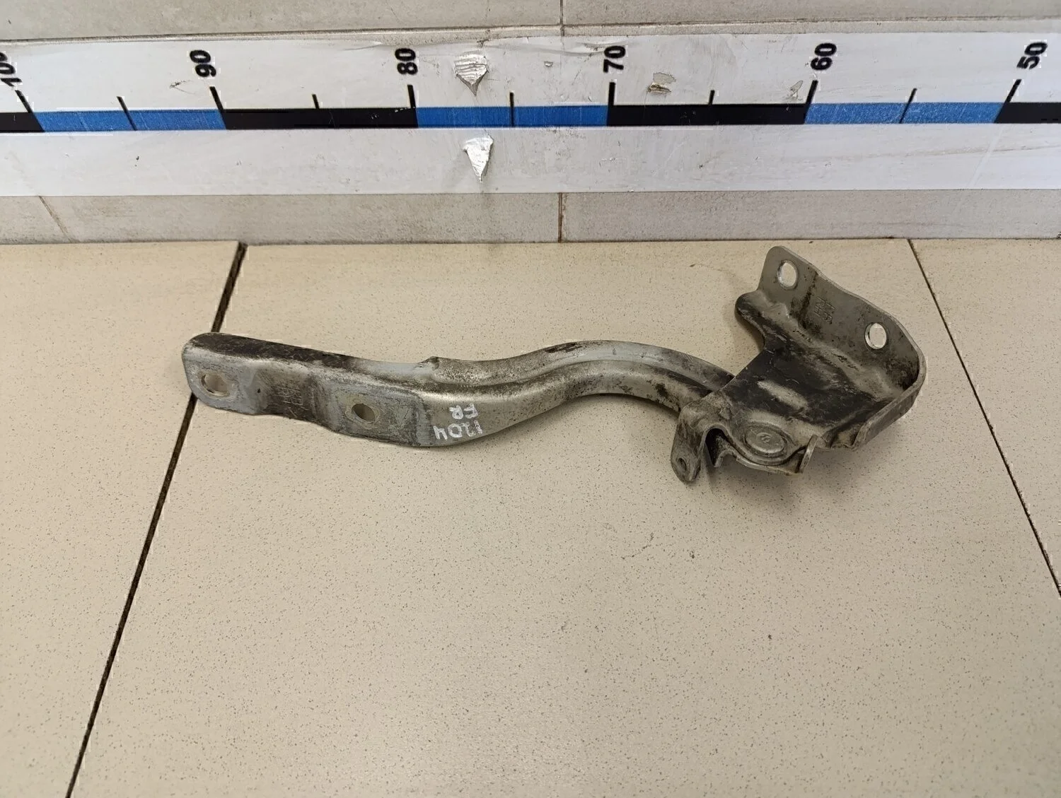 Петля капота  RIO 2017>