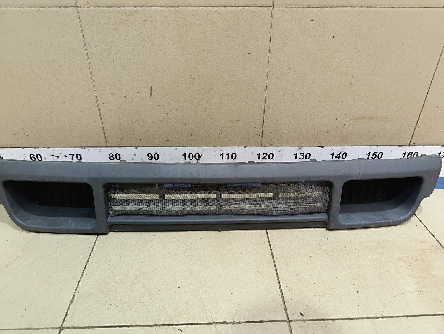 Решетка в бампер центральная Transporter T5 2003-2015