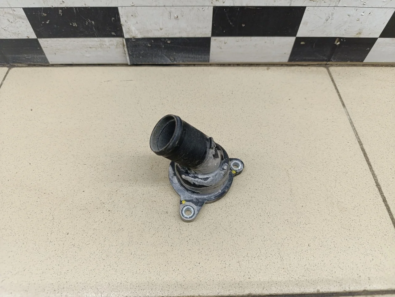 Крышка термостата Logan II 2014>