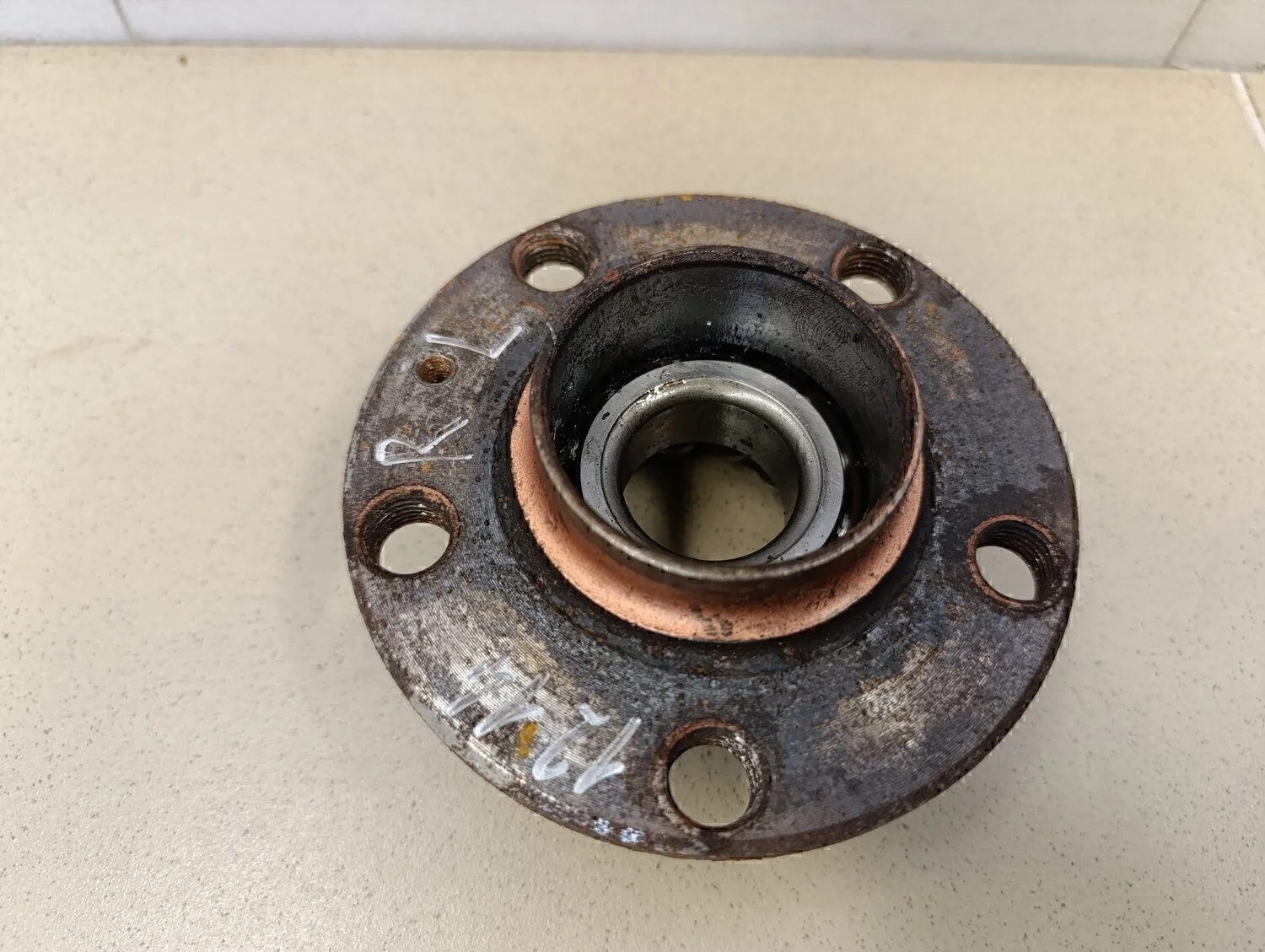 Ступица задняя A3 (8L1) 1996-2003