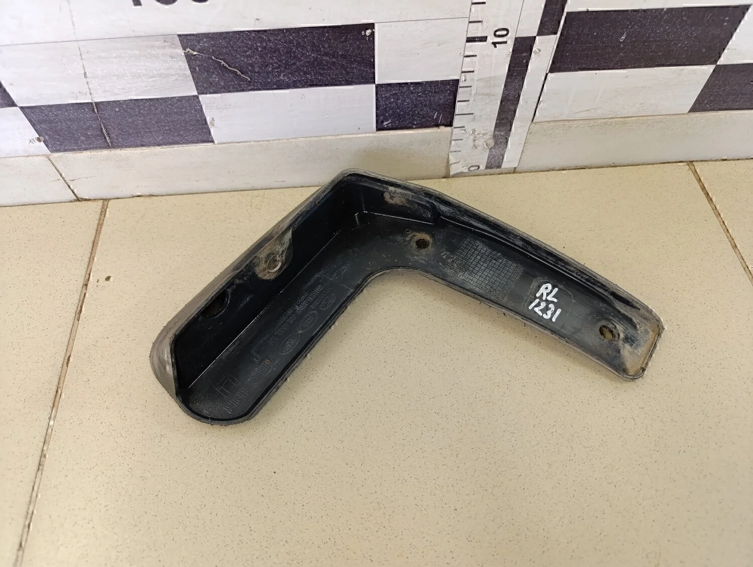 Брызговик задний левый Solaris 2010-2017