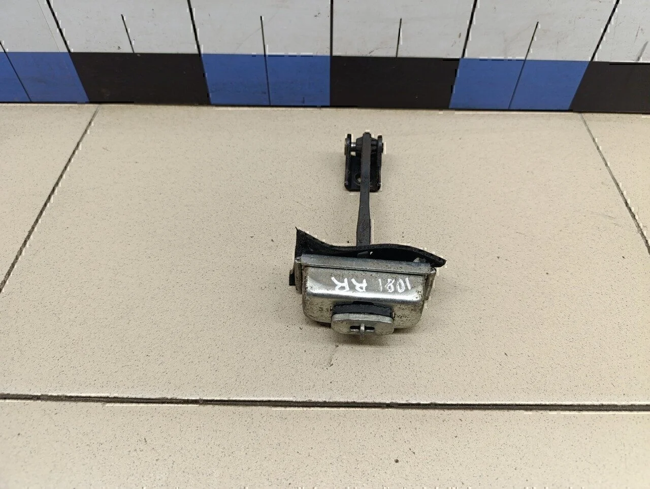 Ограничитель двери Focus II 2005-2008