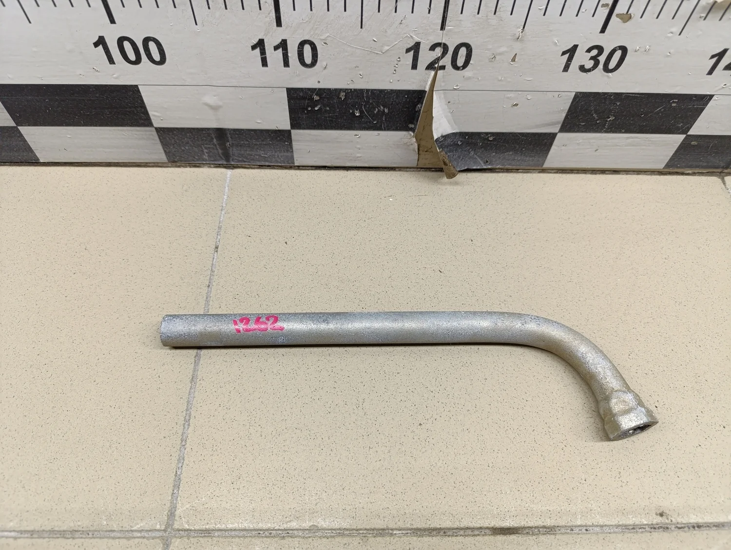 Ключ баллонный 100/200 [44] 1983-1991