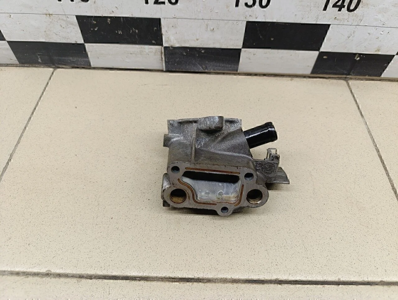 Корпус термостата Logan 2005-2014