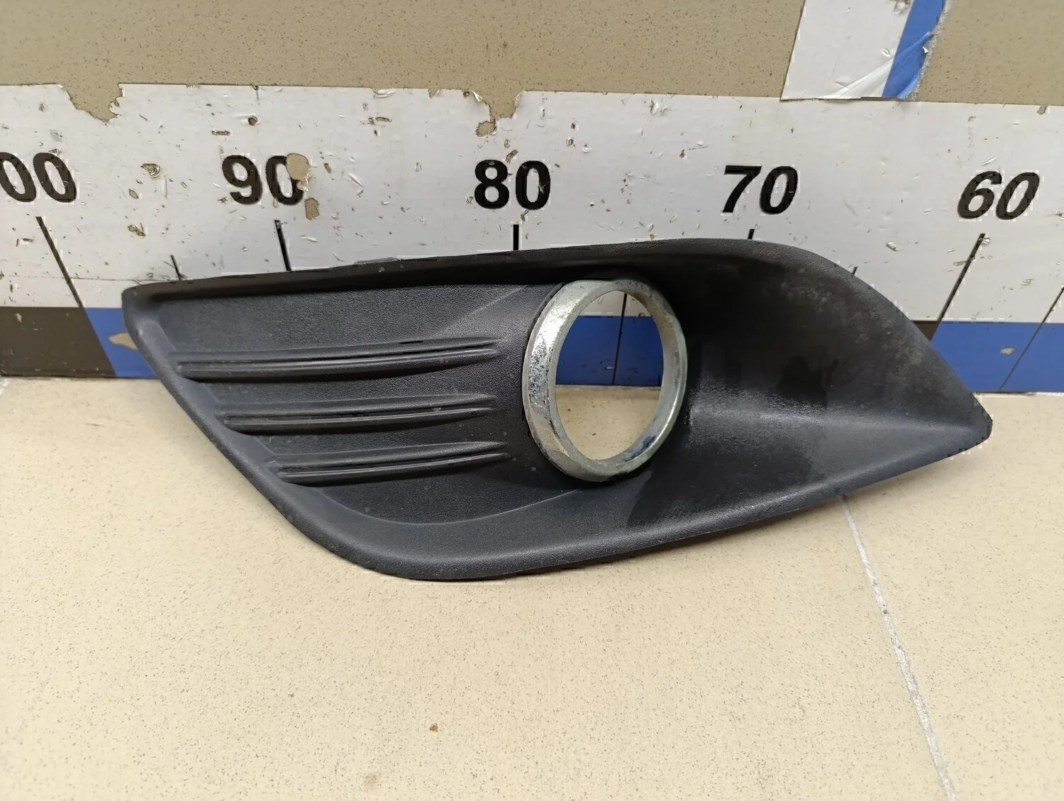 Решетка в бампер левая Focus II 2008-2011