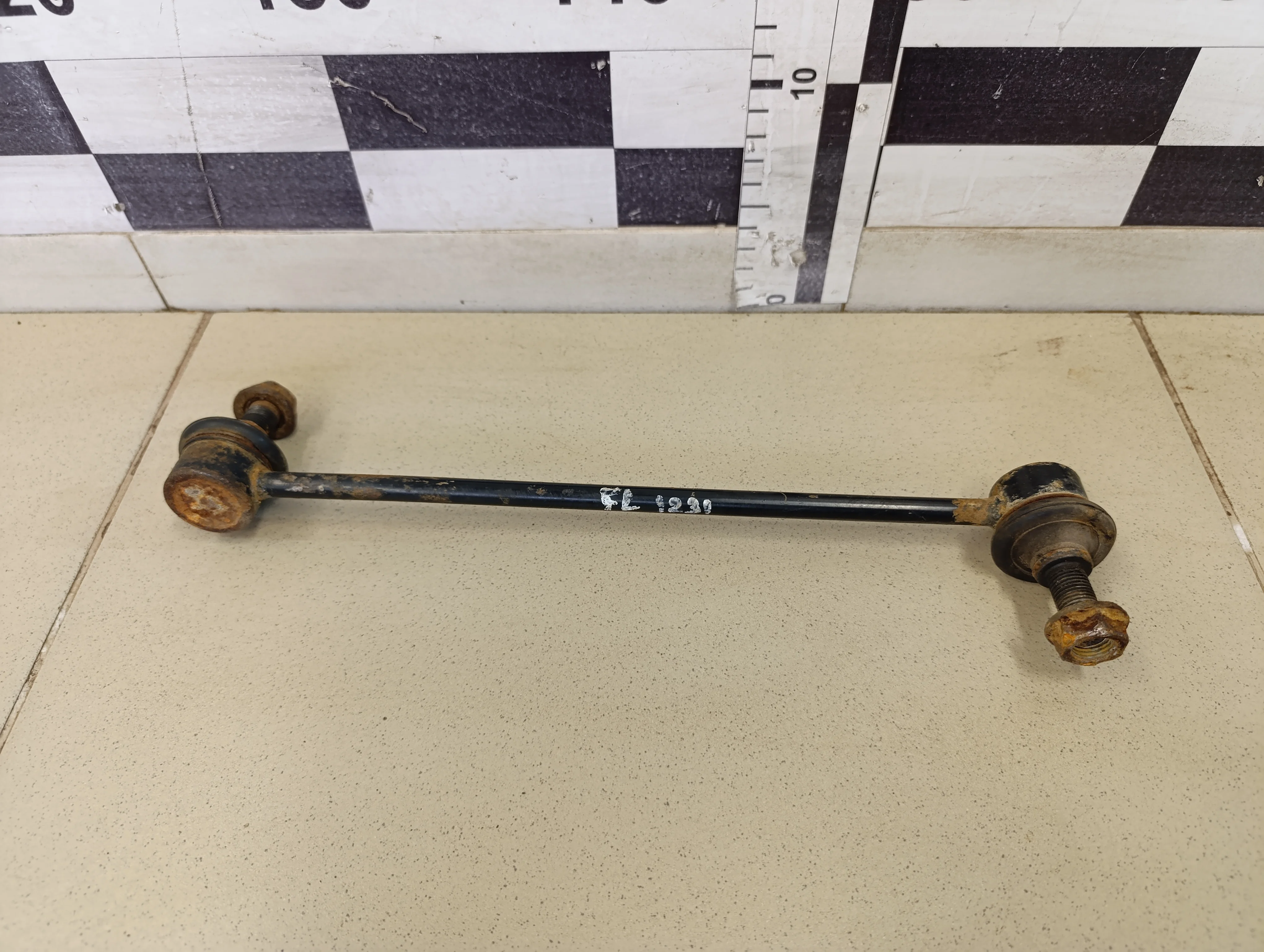 Стойка переднего стабилизатора Solaris 2010-2017