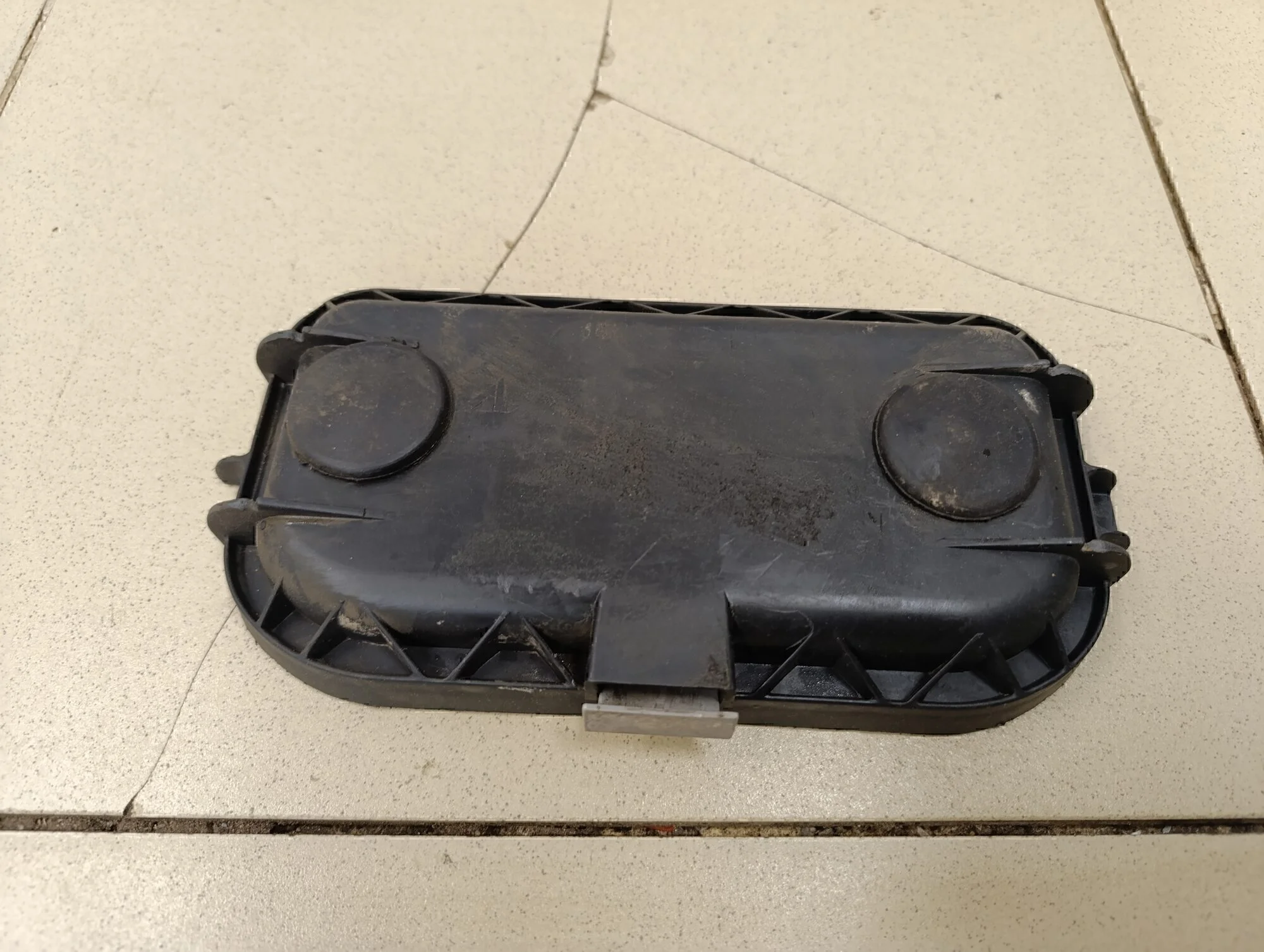 Крышка фары Albea 2002-2012