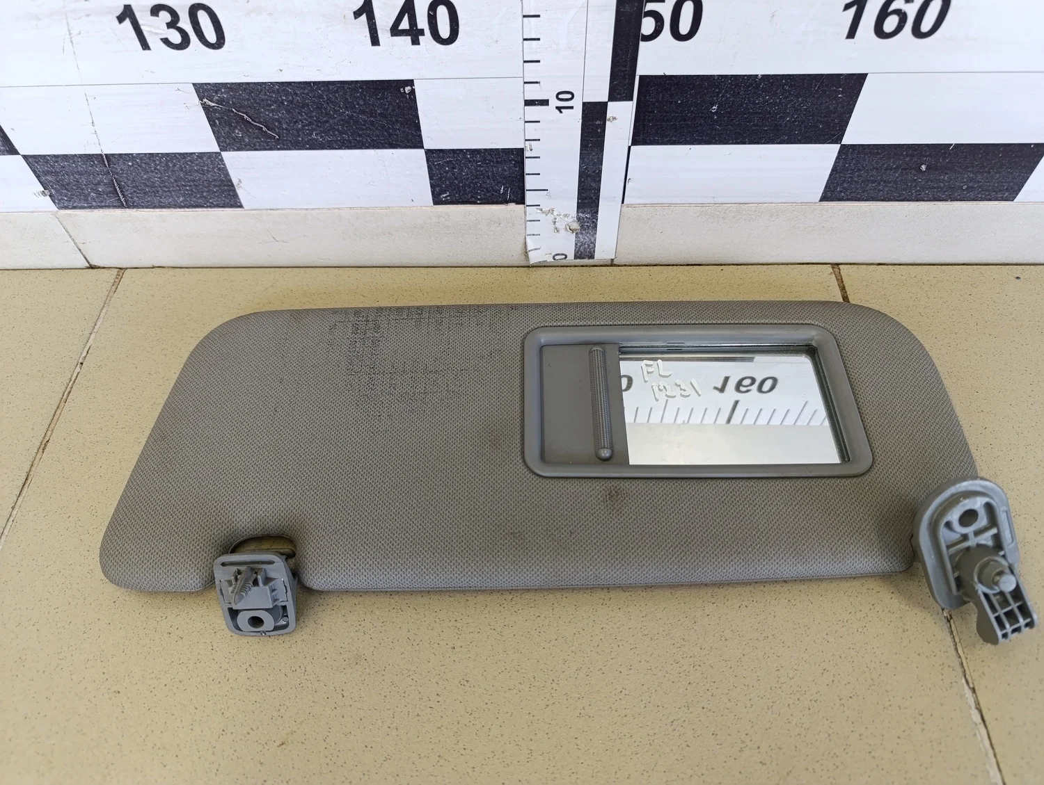 Козырек солнцезащитный (внутри) Solaris 2010-2017