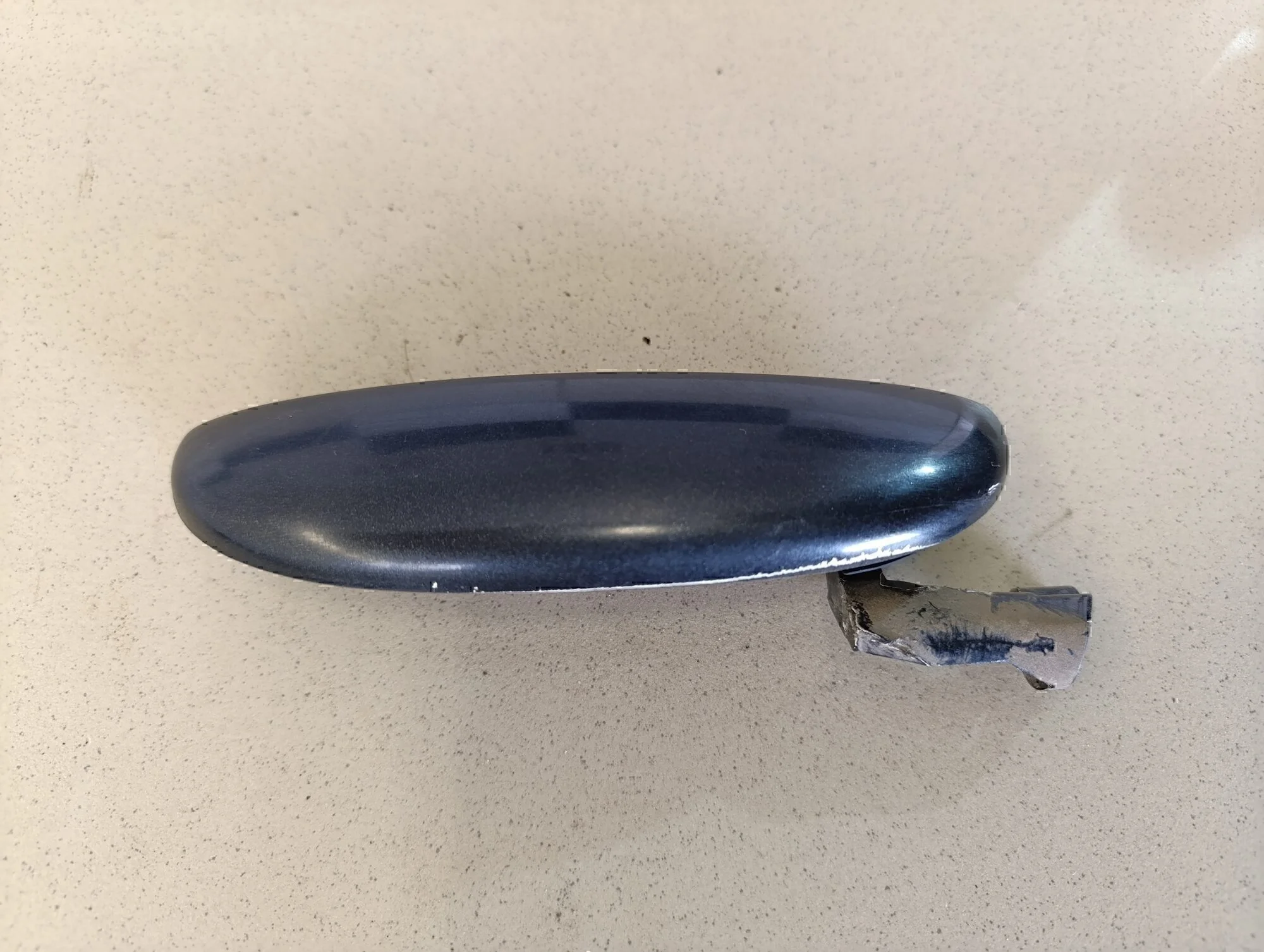 Ручка двери наружная правая Albea 2002-2012