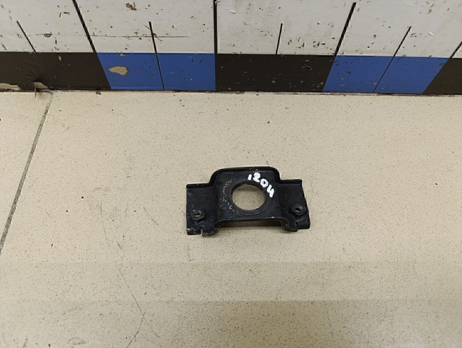 Кронштейн радиатора Solaris 2017>