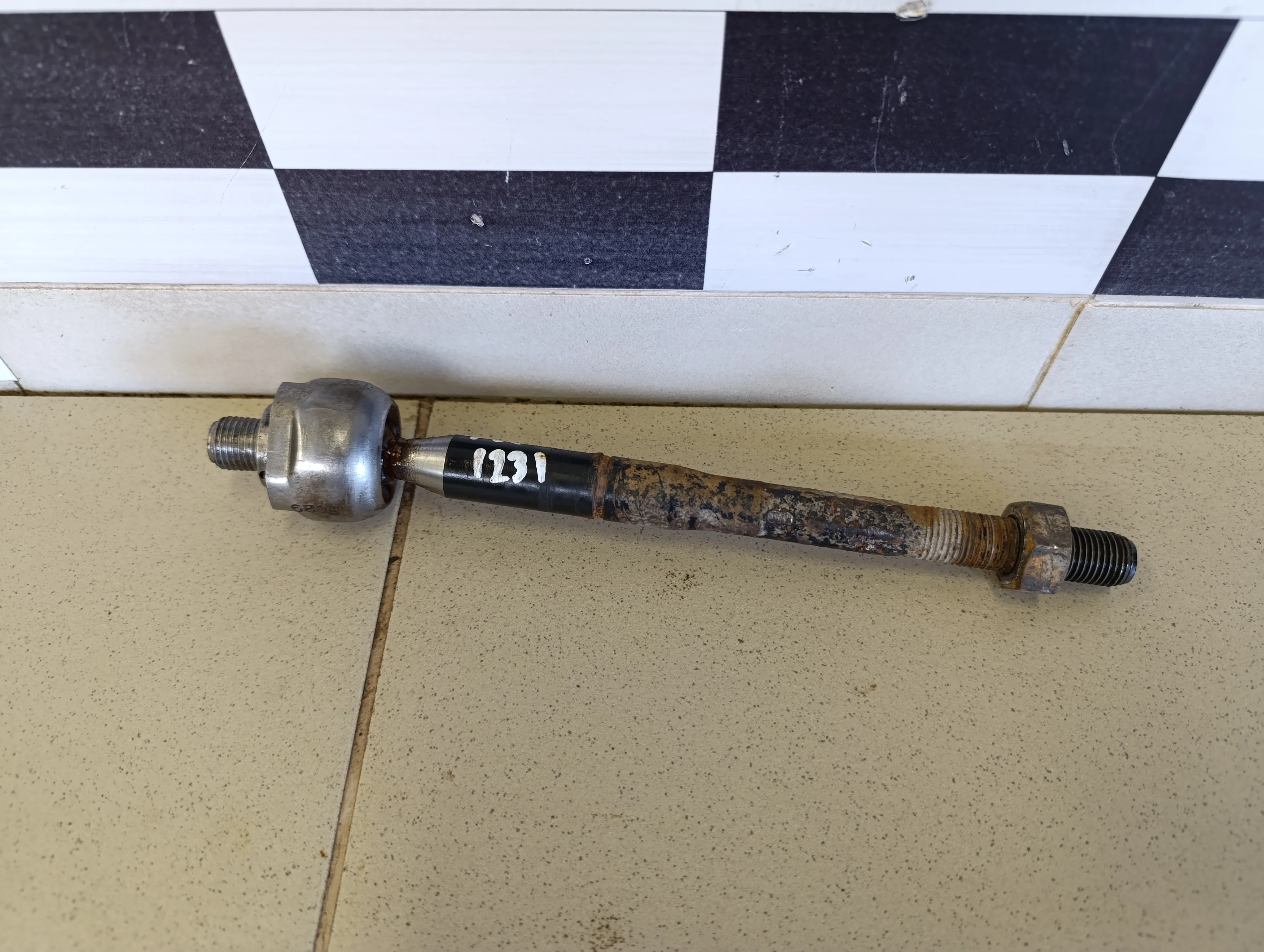 Тяга рулевая левая Solaris 2010-2017