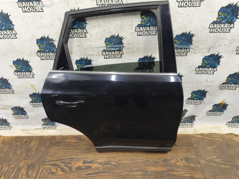 Дверь задняя правая Audi Q5 2011 8R0833052B 8R CDN