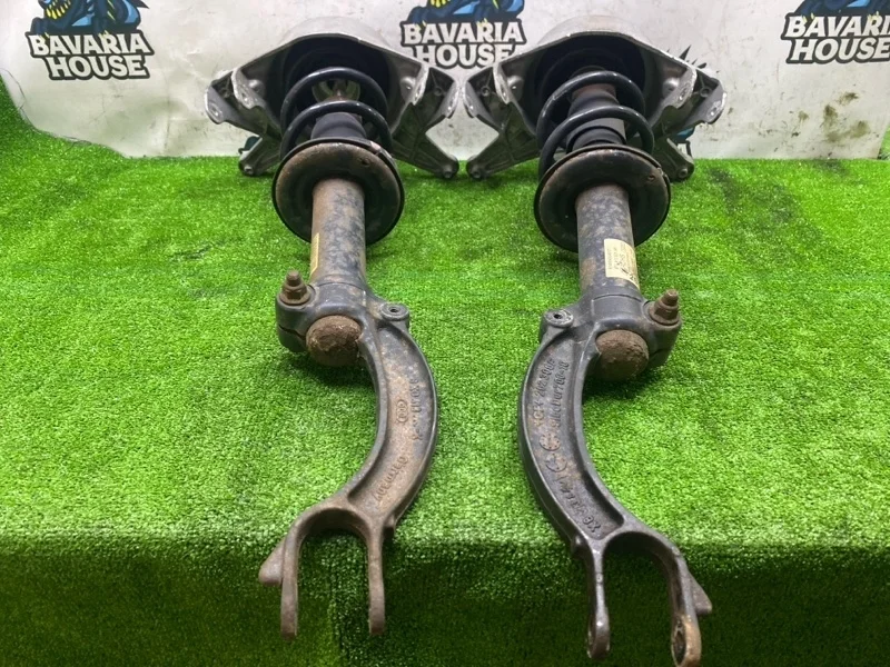 Амортизаторы комплект Audi A5 2010 8T0413031AF 8T CDN, передние