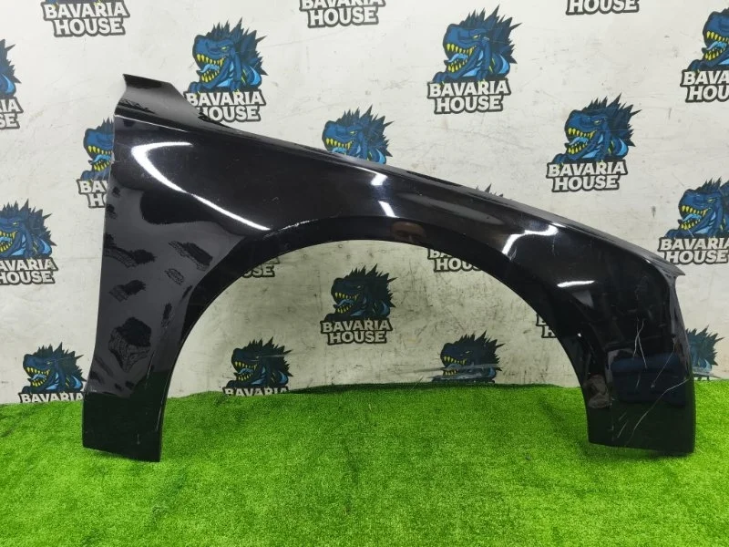 Крыло переднее правое Audi A8 2017 4H0821106B D4 CTG