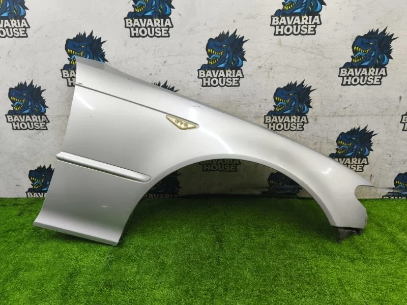 Крыло переднее правое BMW 3 2005 41347065264 E46 N46B20AA