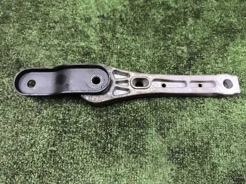 Подушка двигателя Audi TT 2012 3C0199855J 8J3 CDA