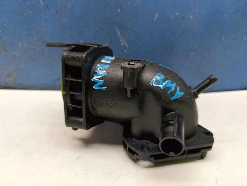 Трубка воздушная Volkswagen Touran 2003 - 2010 03C129721B