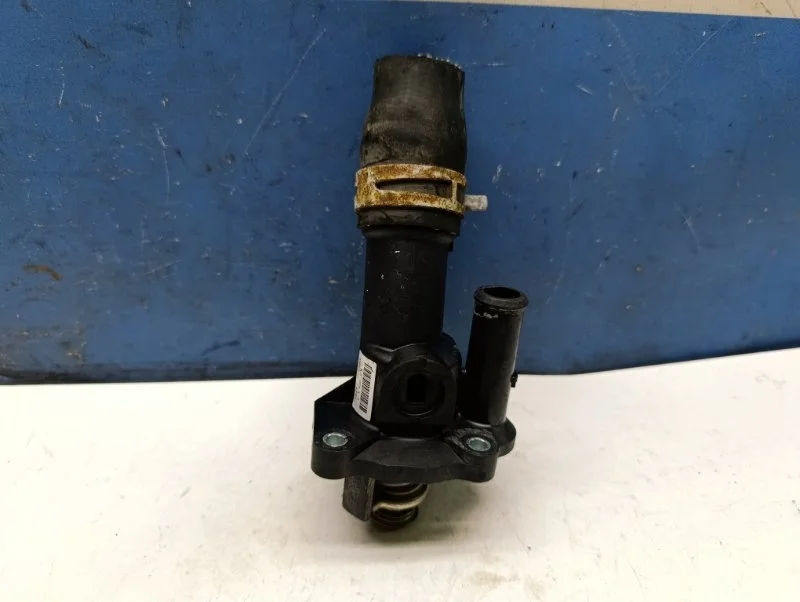 Корпус термостата Ford Focus 2 2008 1566316 1.8 QQDB