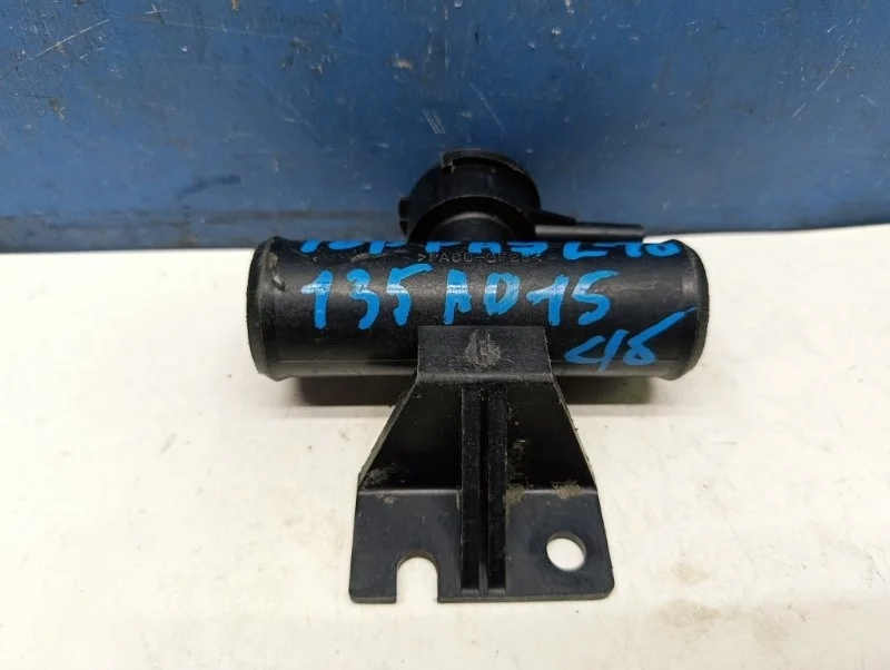 Горловина радиатора Mitsubishi Lancer 10 2010 1350A015 1.8 4B10