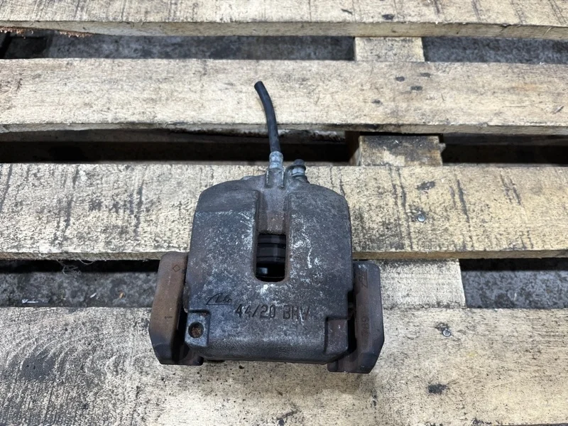 Суппорт тормозной BMW X5 2007 34216776788 E70 N52B30, задний правый