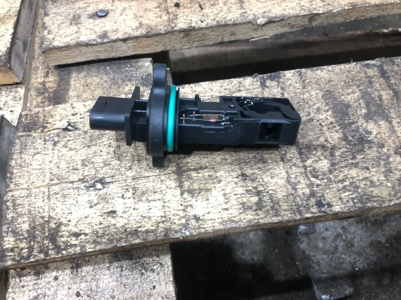 Датчик массового расхода воздуха Bmw 6 13627537488 E63 N62B48