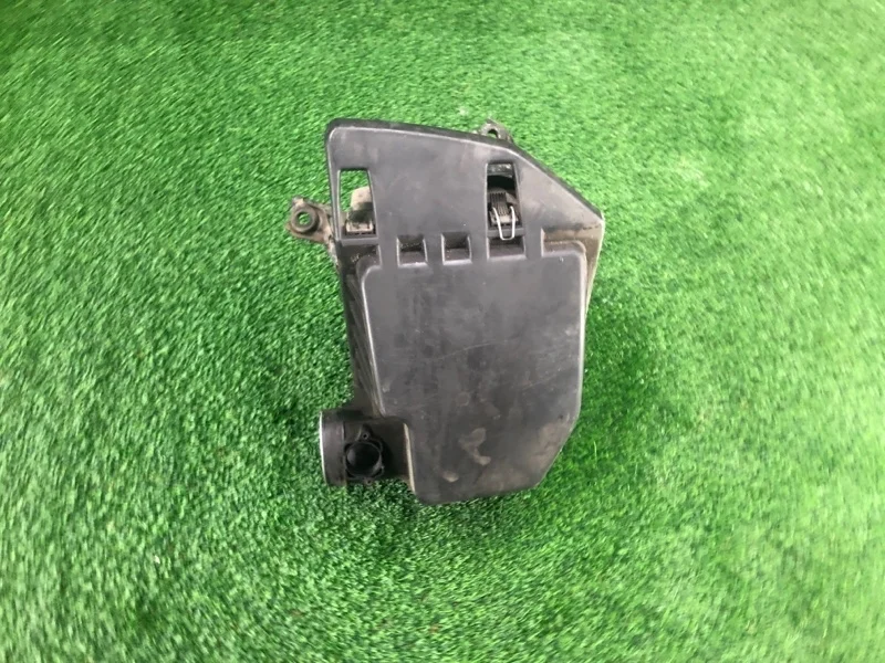 Корпус воздушного фильтра BMW 5 2005 13717577778 E60 N52B30