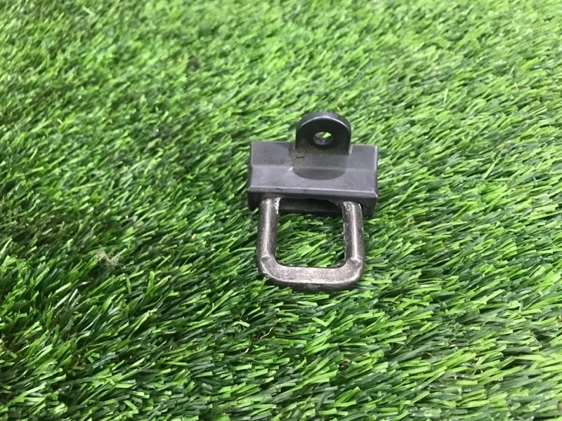 Петля замка капота BMW 5 2003 51237002012 E60 M54B30, передняя