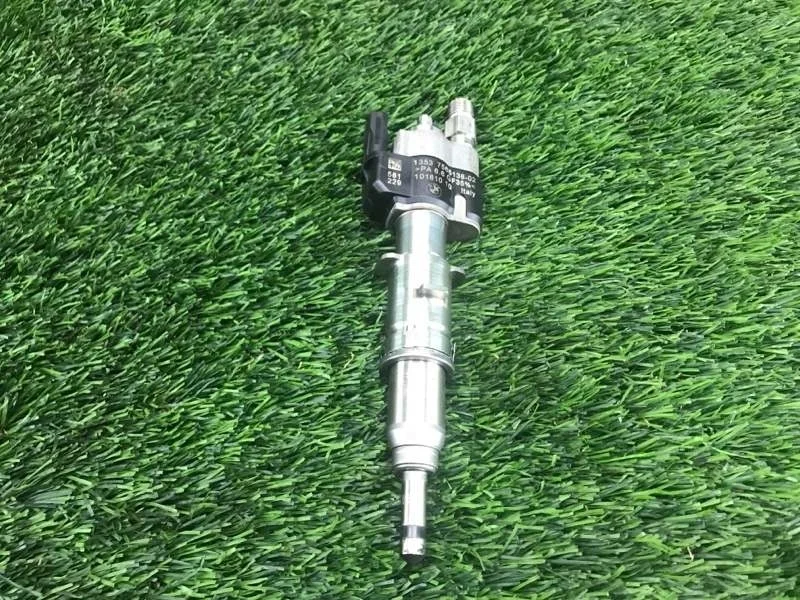 Форсунка топливная BMW 3 2006 e90