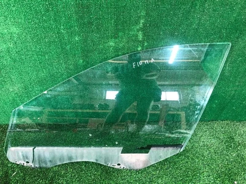 Стекло двери BMW 5 2011 51337182109 F11 N52B25, переднее левое