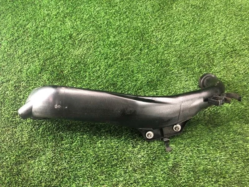 Патрубок воздушного фильтра BMW 3 2006 13717600002 E90 N54B30