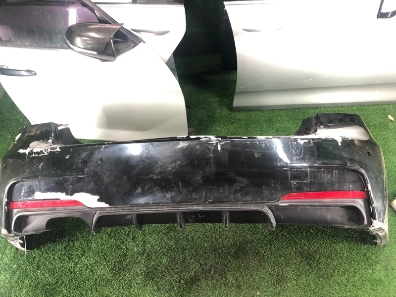 Бампер BMW 3 2012 51128056498 F30 N47D20, задний