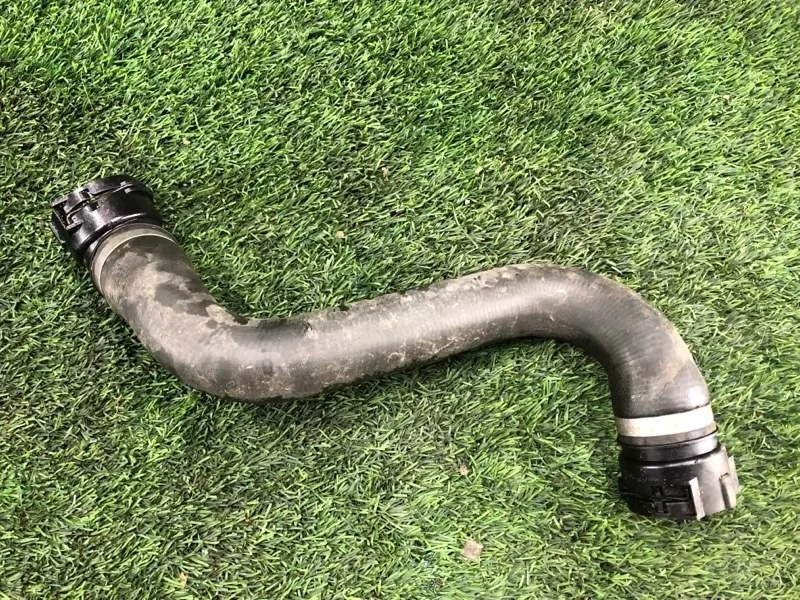 Патрубок системы охлаждения BMW X1 2013 E84