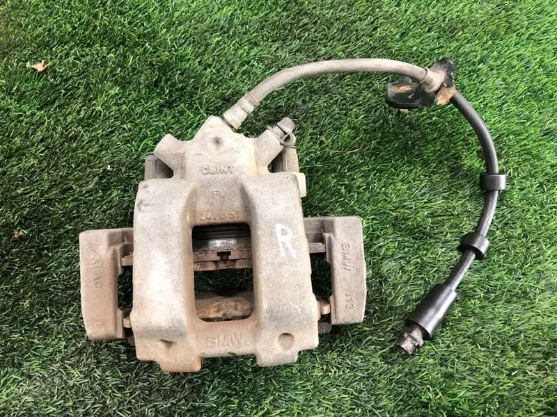 Суппорт тормозной Bmw X1 2013 34116778146 E84 N47D20, передний правый