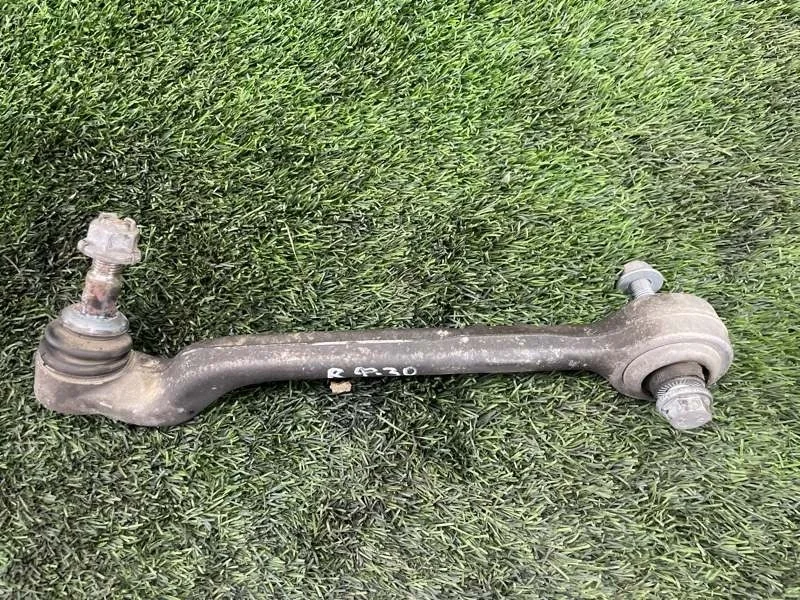 Рычаг подвески нижний BMW 3 2012 31126852992 F30 N47D20, передний правый