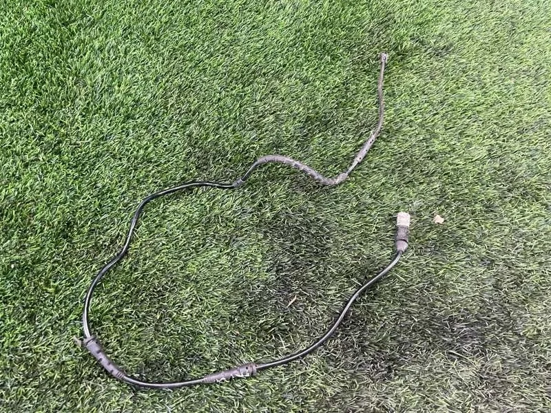 Датчик износа тормозных колодок BMW 5GT 2013 34356791958 F07 N57D30, передний