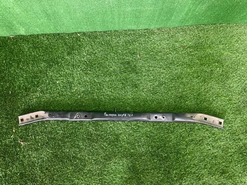 Распорка передней панели Bmw 5Gt 2013 51647183851 F07 N57D30