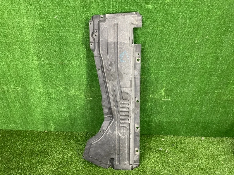 Защита днища кузова BMW X5 2008 51757158403 E70 N52B30, левая