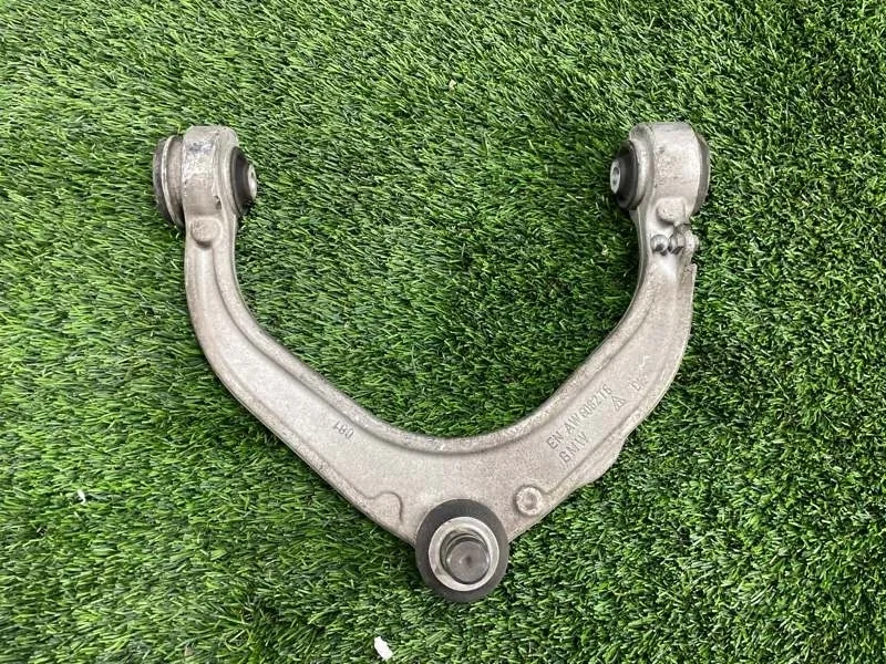 Рычаг подвески верхний BMW X5 2010 e70