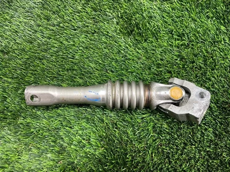 Рулевой карданчик Bmw 5 2011 32306790490 F10 N20B20