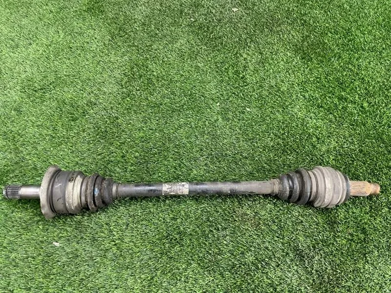 Привод колеса BMW X3 2012 33207598037 F25 N20B20, задний левый