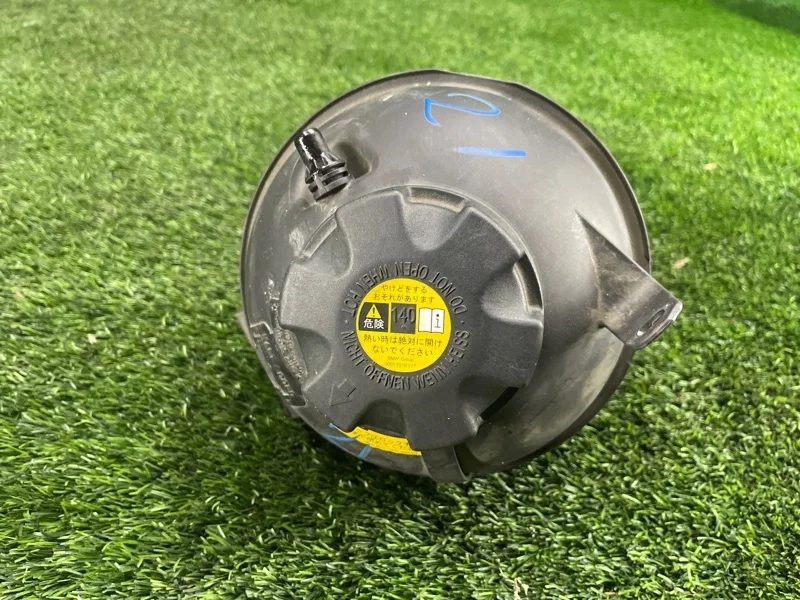 Бачок расширительный BMW X3 2012 17137823544 F25 N20B20