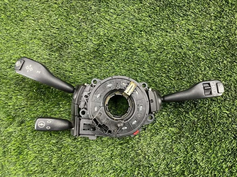 Блок подрулевых переключателей BMW X5 2005 E53