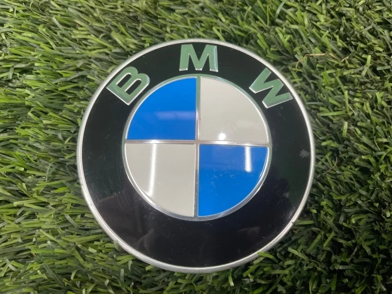 Эмблема Bmw 5 2011 51148132375 F10 N20B20, задняя