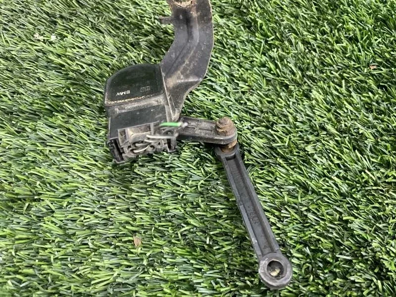 Датчик высоты дорожного просвета Bmw X5 2008 6785205 E70 N52B30, передний