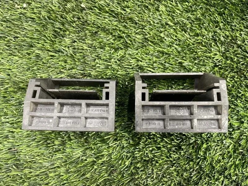 Крепление радиатора Bmw X5 2008 17117533537 E70 N52B30