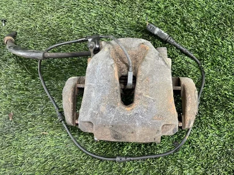 Суппорт тормозной BMW X5 2008 34116776783 E70 N52B30, передний левый