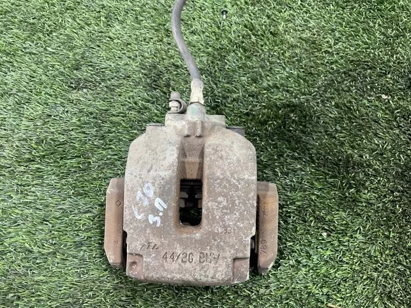 Суппорт тормозной BMW X5 2010 34216776788 E70 N55B30, задний правый