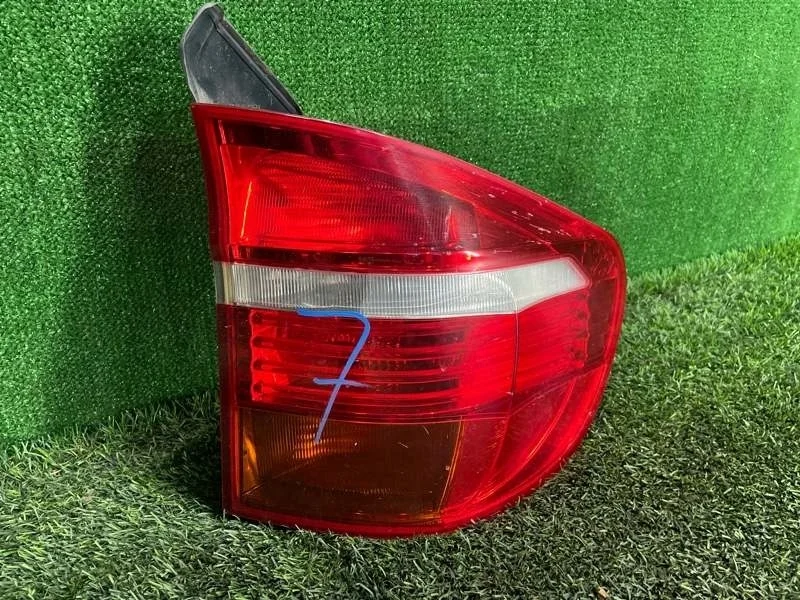 Фонарь Bmw X5 2008 63217200818 E70 N52B30, задний правый